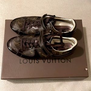 Louis Vuitton Brown Sneakers Monogram Flats